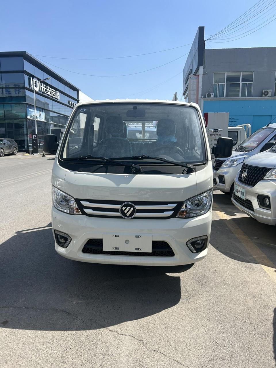 福田祥菱m1双排2.5米平板. 122马力一口价43300