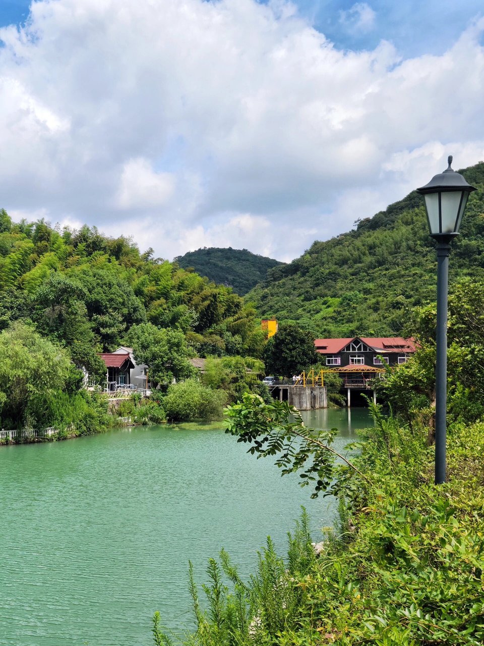 慈溪香格里度假庄园,景美免费,太良心了 浙江省宁波市铁帽山下有一座