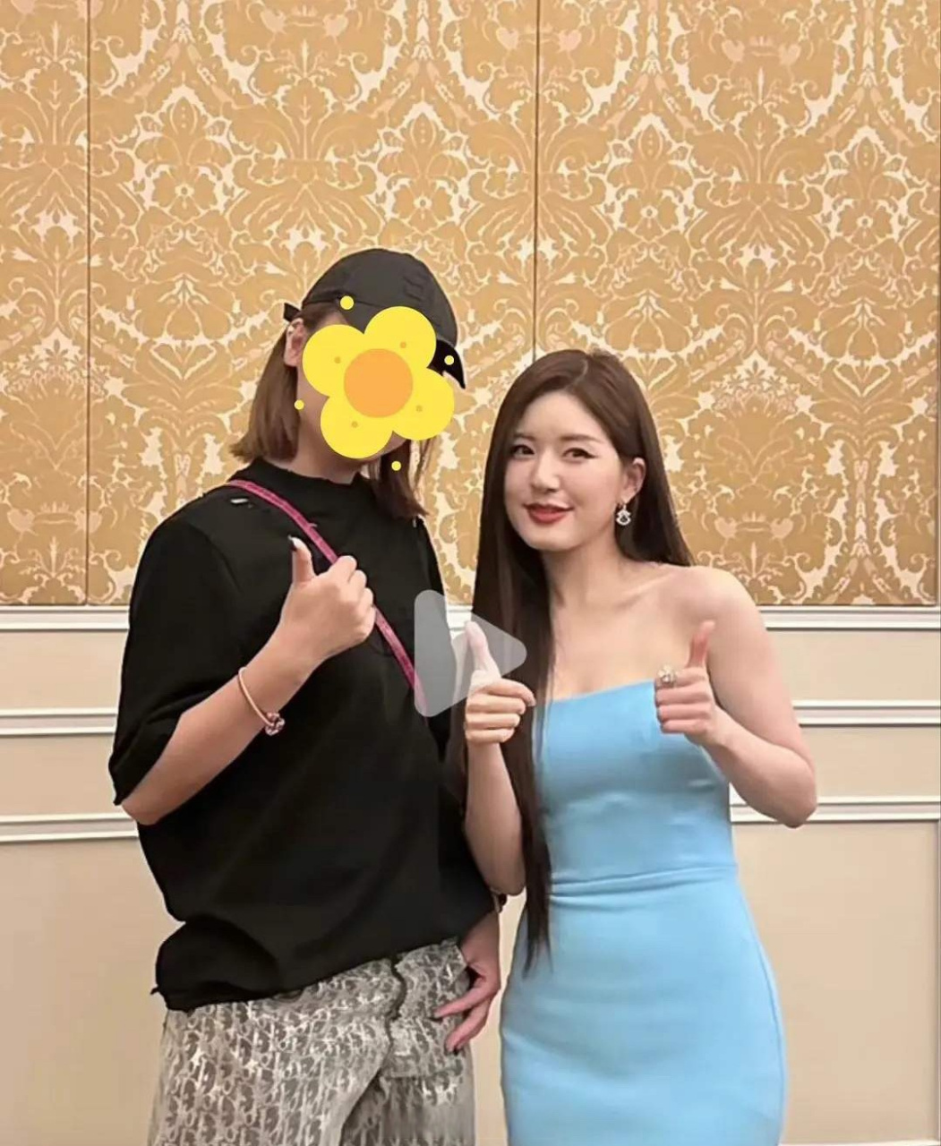 赵露思的最新活动图,只能说生图和精修差别还挺大的,生图看起来还是有