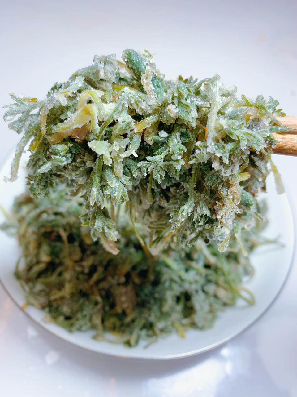 春食野菜香……蒸茵陈 说到野菜,要说春季最受欢迎的野菜就是三月份的