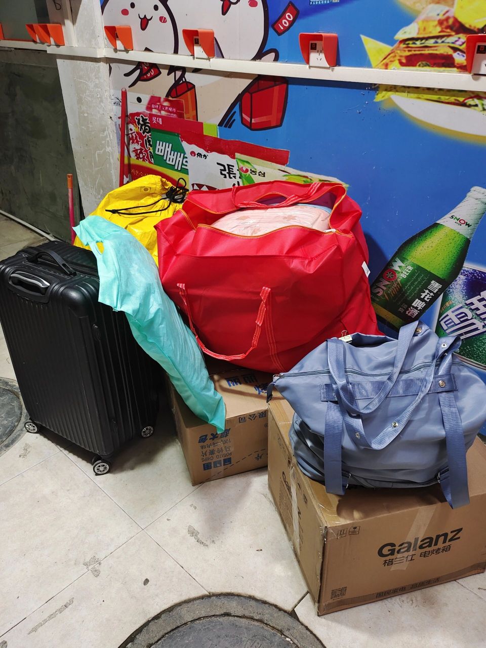 微面货拉拉搬家 上一次搬家叫了小面,司机看我东西不多,他就说我下次