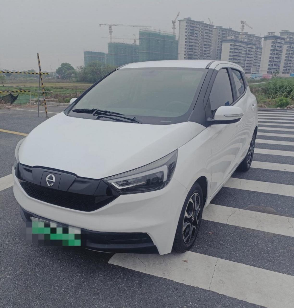 江铃新能源ev3图片