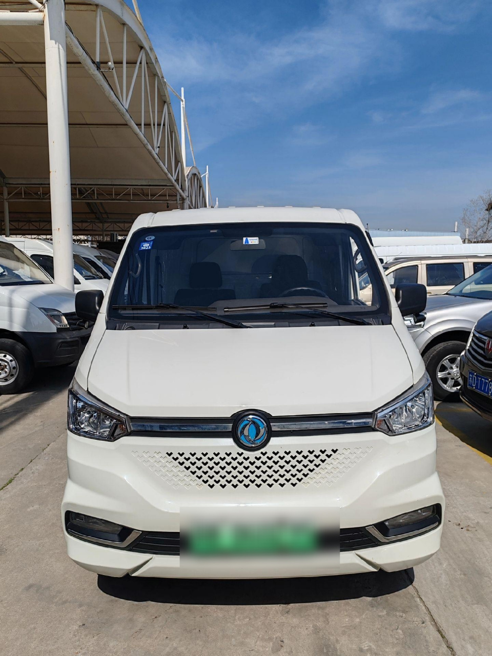 新到东风御风em26新能源,上牌准新车,一手车4.