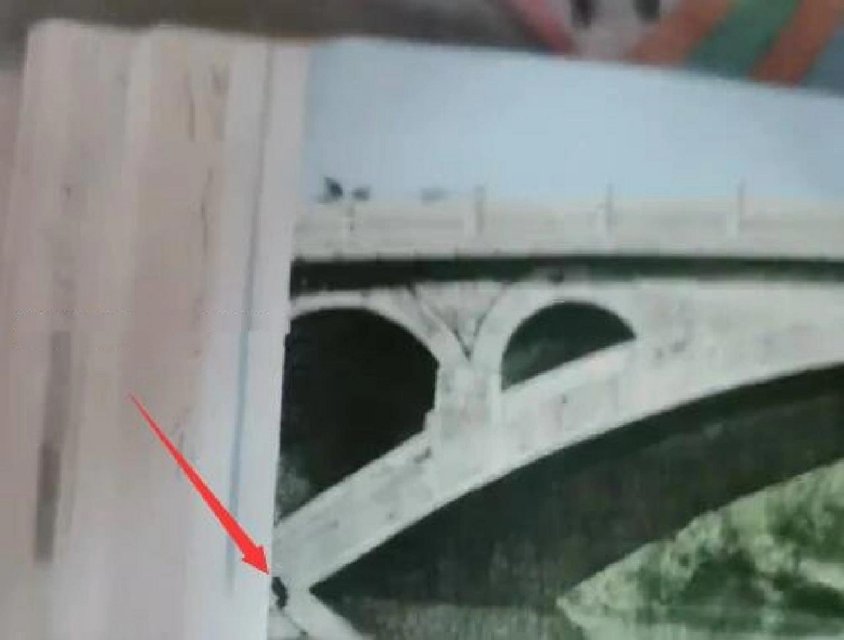 赵州桥下面的手印图片图片