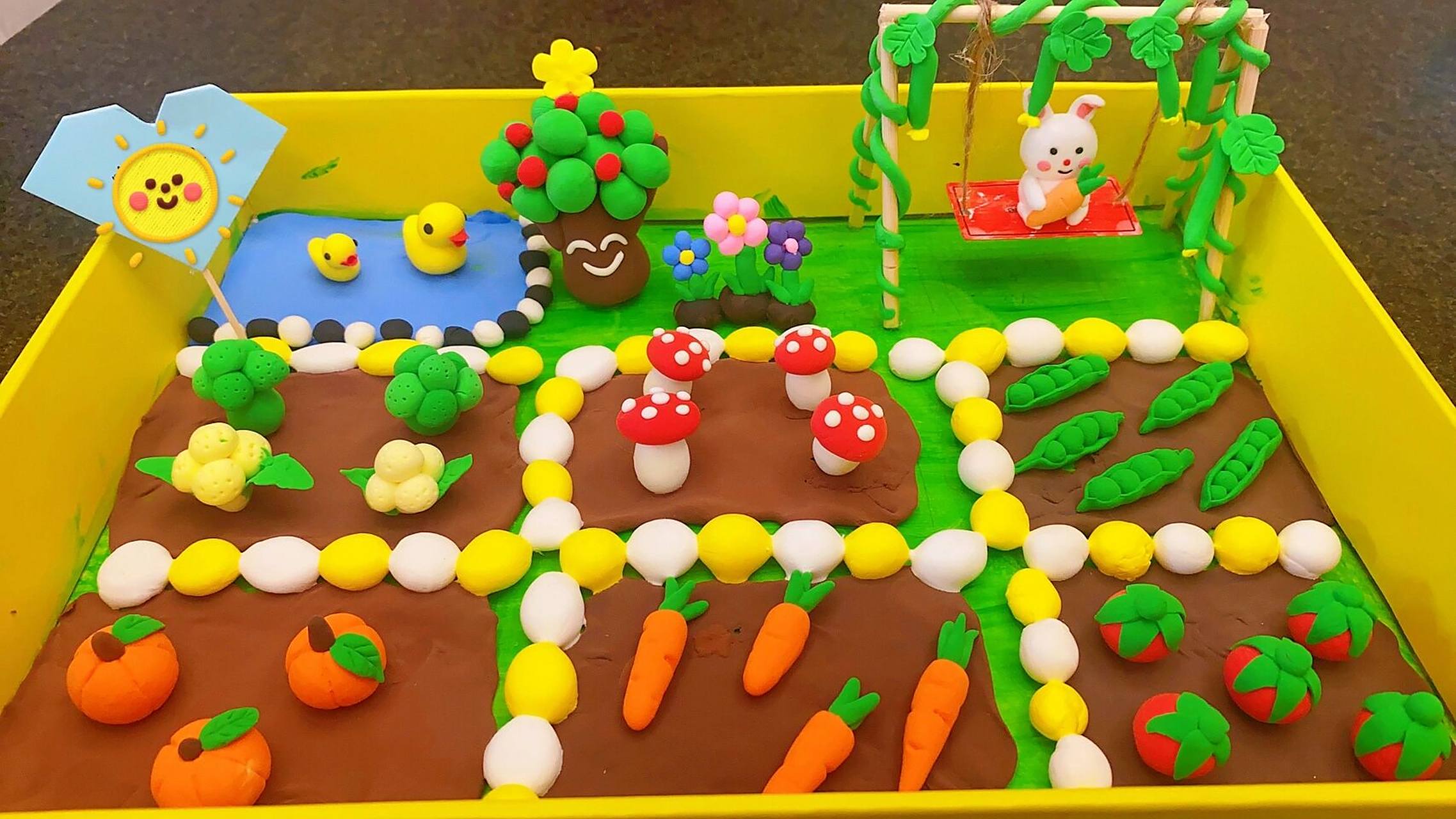 幼儿园手工制作粘土作品菜园子 幼儿园的作业都是为难家长的,而且是为