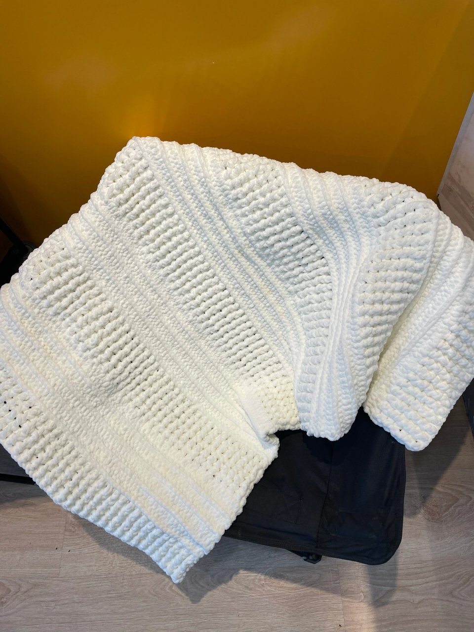 冰条线毯子完成咯 从七月一号开始钩,到七月六号收尾!