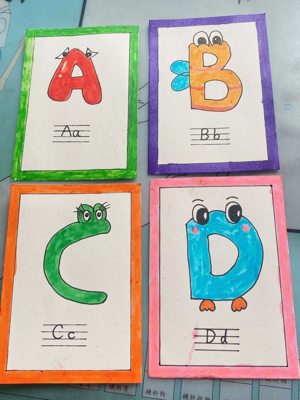 三年级制作字母卡片图片
