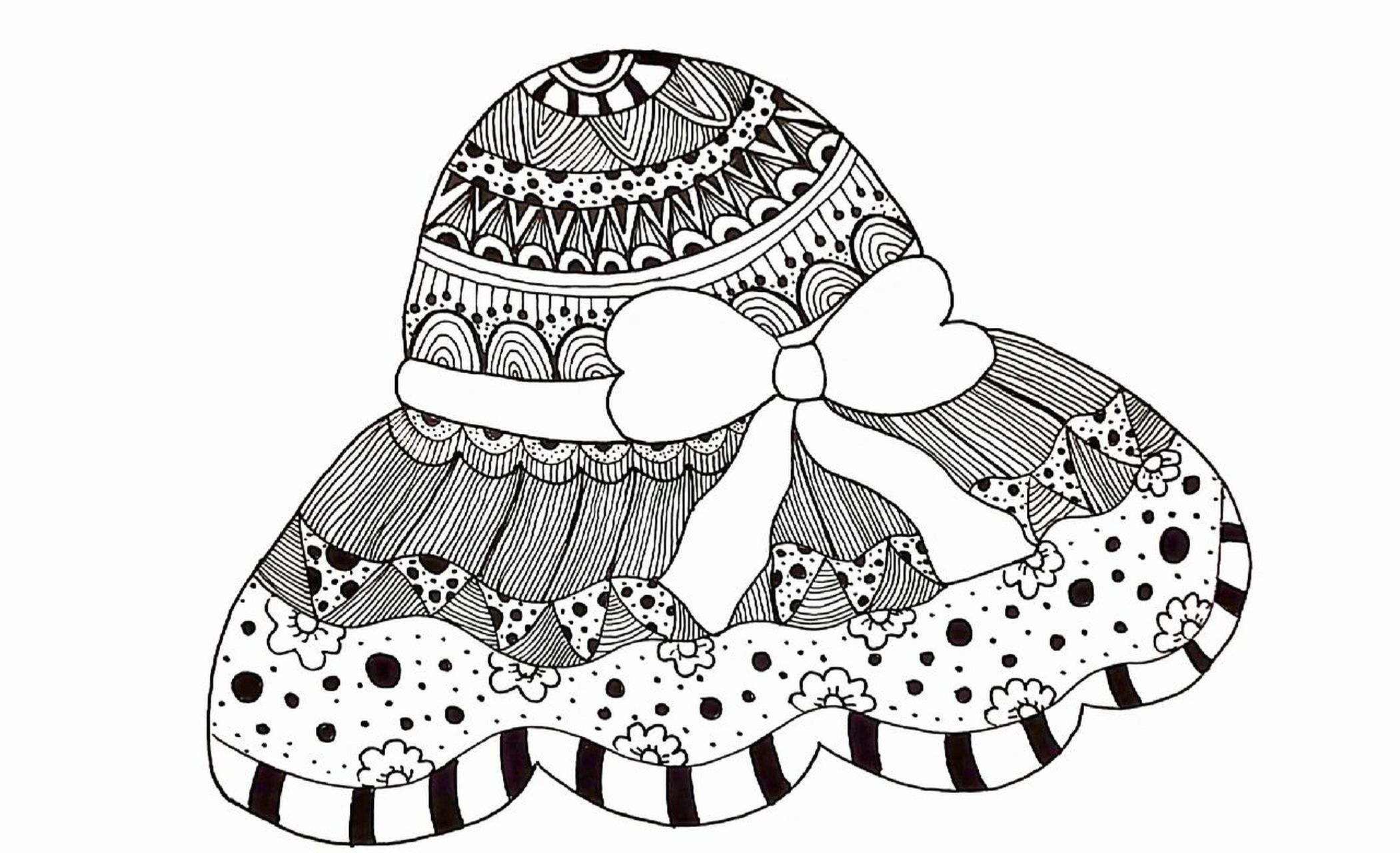 《遮阳帽线描画》 适合七岁以上小朋友绘画94～ 今日文案:"你的夏日