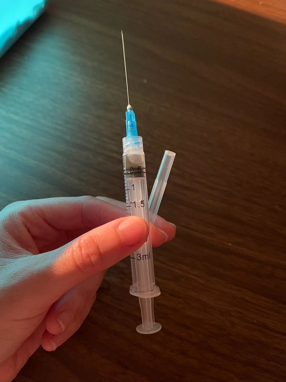 给小鸡打马立克疫苗啦~ 出生24小时内马上接种马立克疫苗91