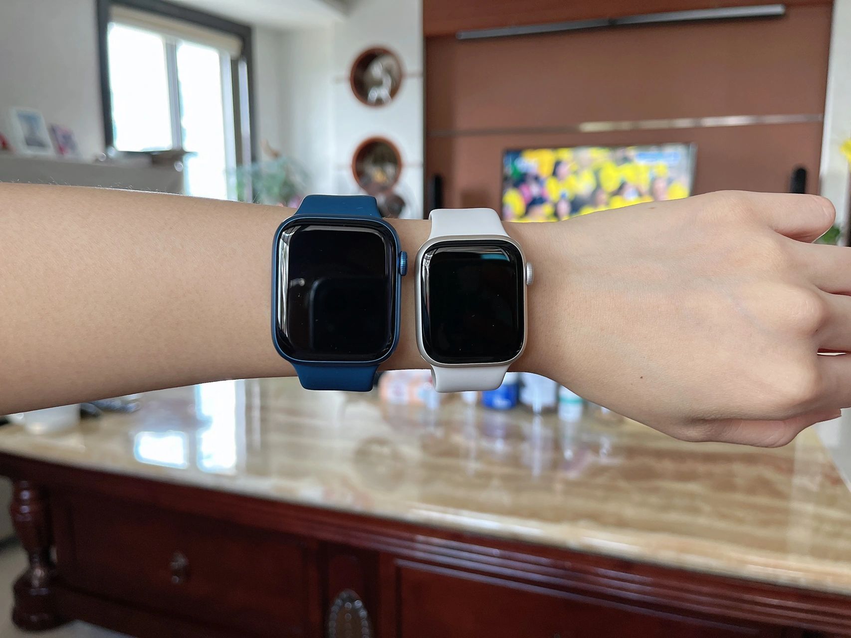60apple watch s7 41/45mm 大小对比 美丽废物get!