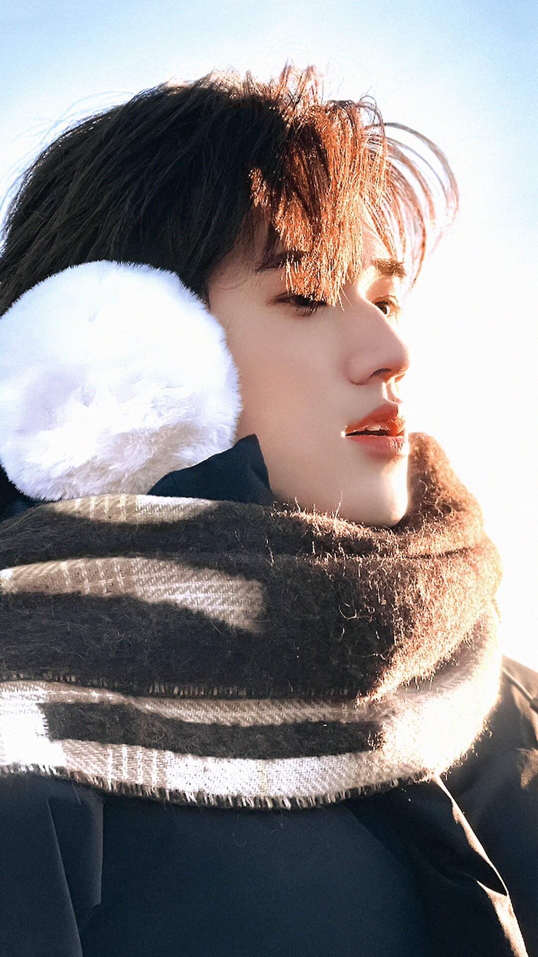 冬日氛围感宋亚轩壁纸来了