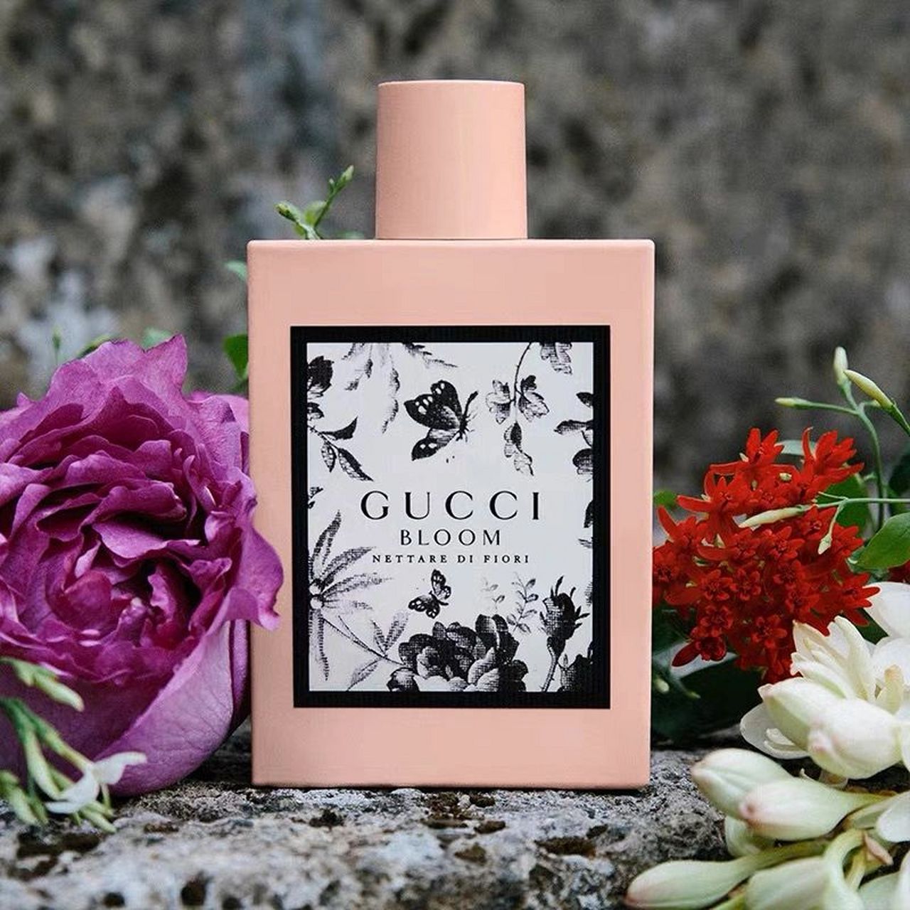 gucci花悦系列香水 99古驰花悦女士淡香水(白花) 香调类型:芬芳感