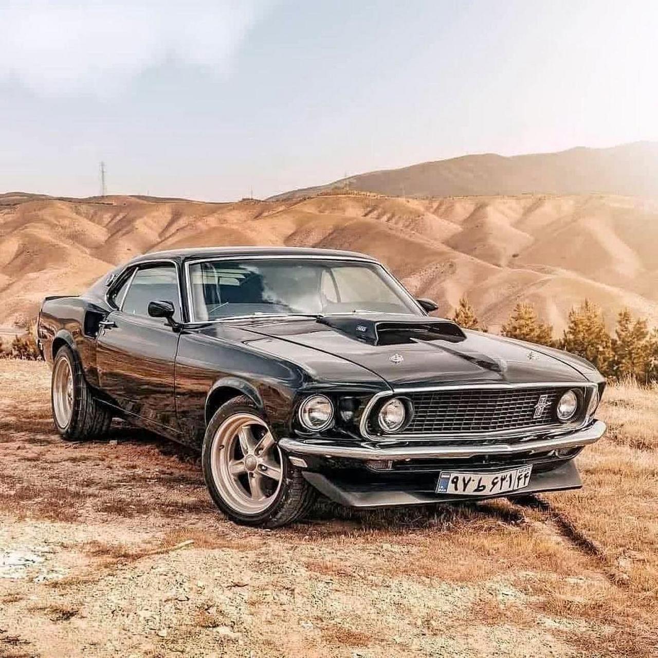 复古情怀车-1967款福特野马gt.1967年的野马就已经拥有5.