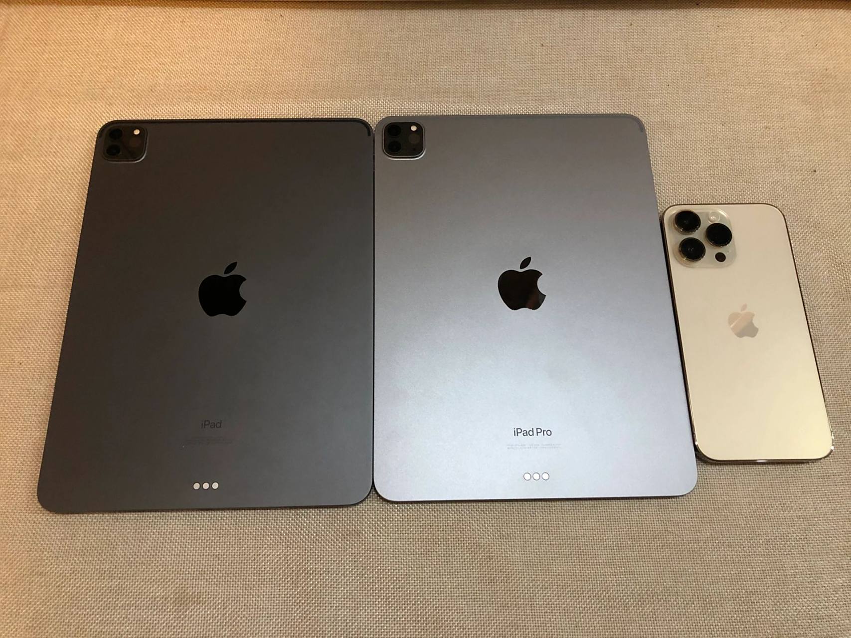 ipadpro2021和2022确实没有太大区别 外观几乎一样,2022的感觉颜色有