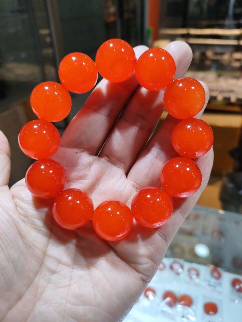 【文玩界新宠-鱼惊石】 鱼惊石 特大圆珠手串 67 67规格:20mm