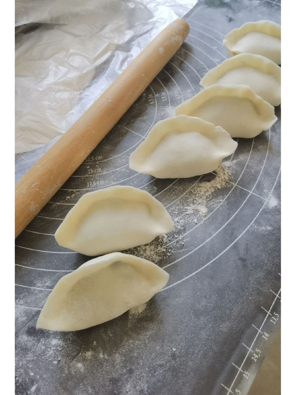 饺子09面的比例 09饺子面用饺子粉,饺子粉500克,加水260克,08面