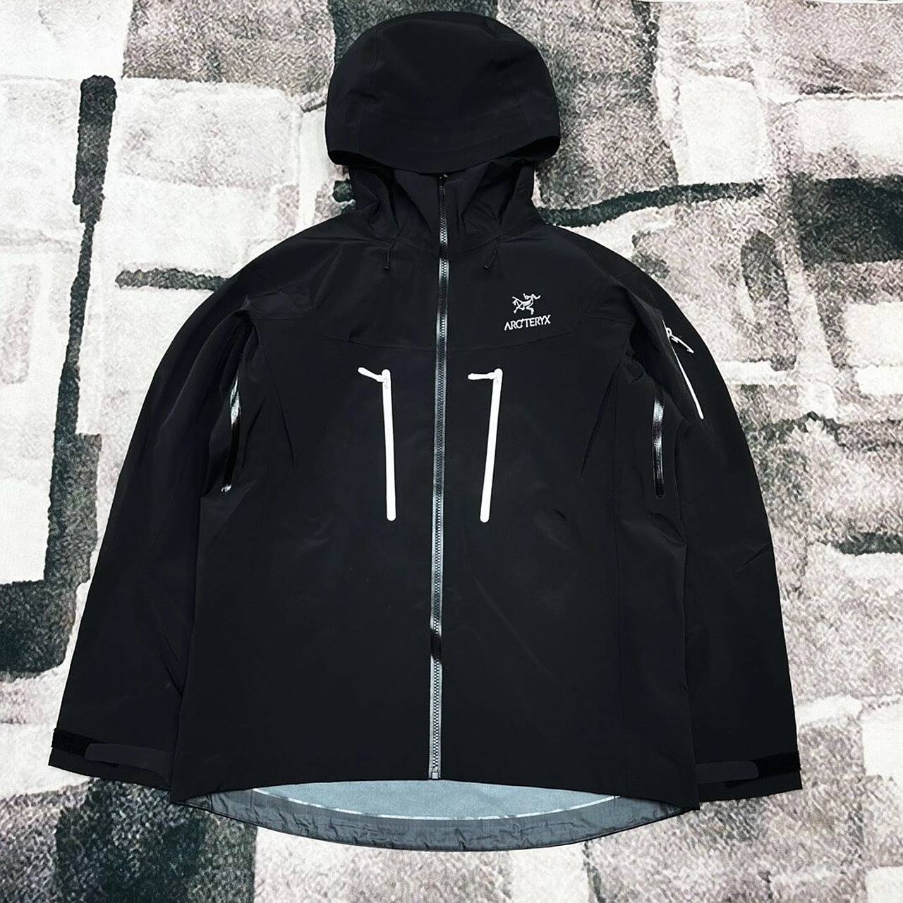 始祖鸟arcteryx 始祖鸟arcteryxalphasv第6代冲锋衣