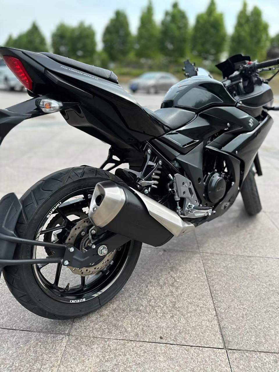 最新到货一台铃木gsx黑武士版本 【品牌型号】铃木gsx 【行驶里程】