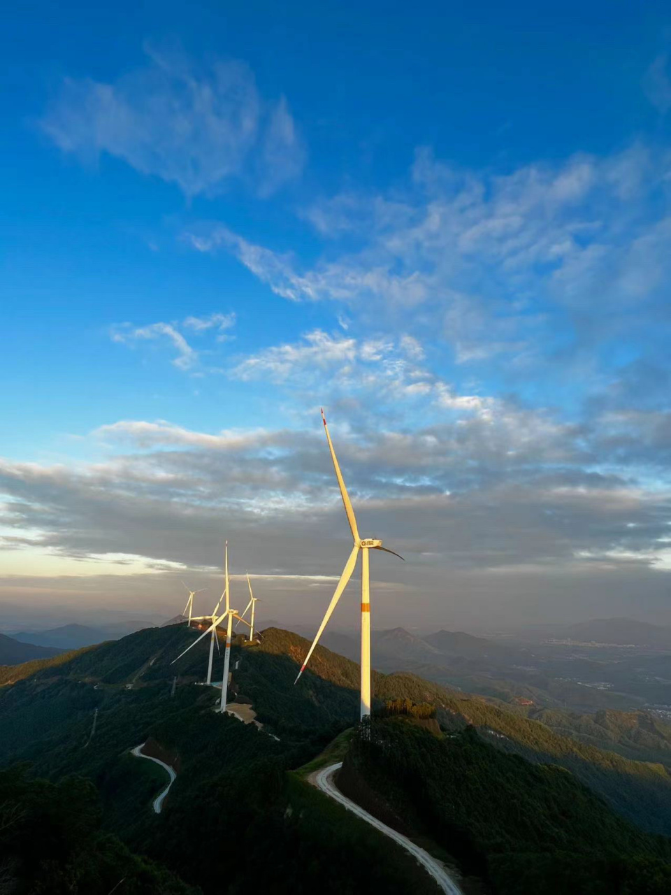 惠州三帽顶风车山露营记 地点:高德搜索"博罗县柏塘镇三帽记"(见最后