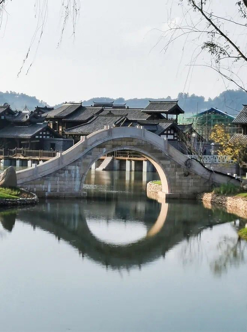 别跑空~宜宾李庄古镇景区月亮田区域暂停对外开放】日前,宜宾李庄古镇