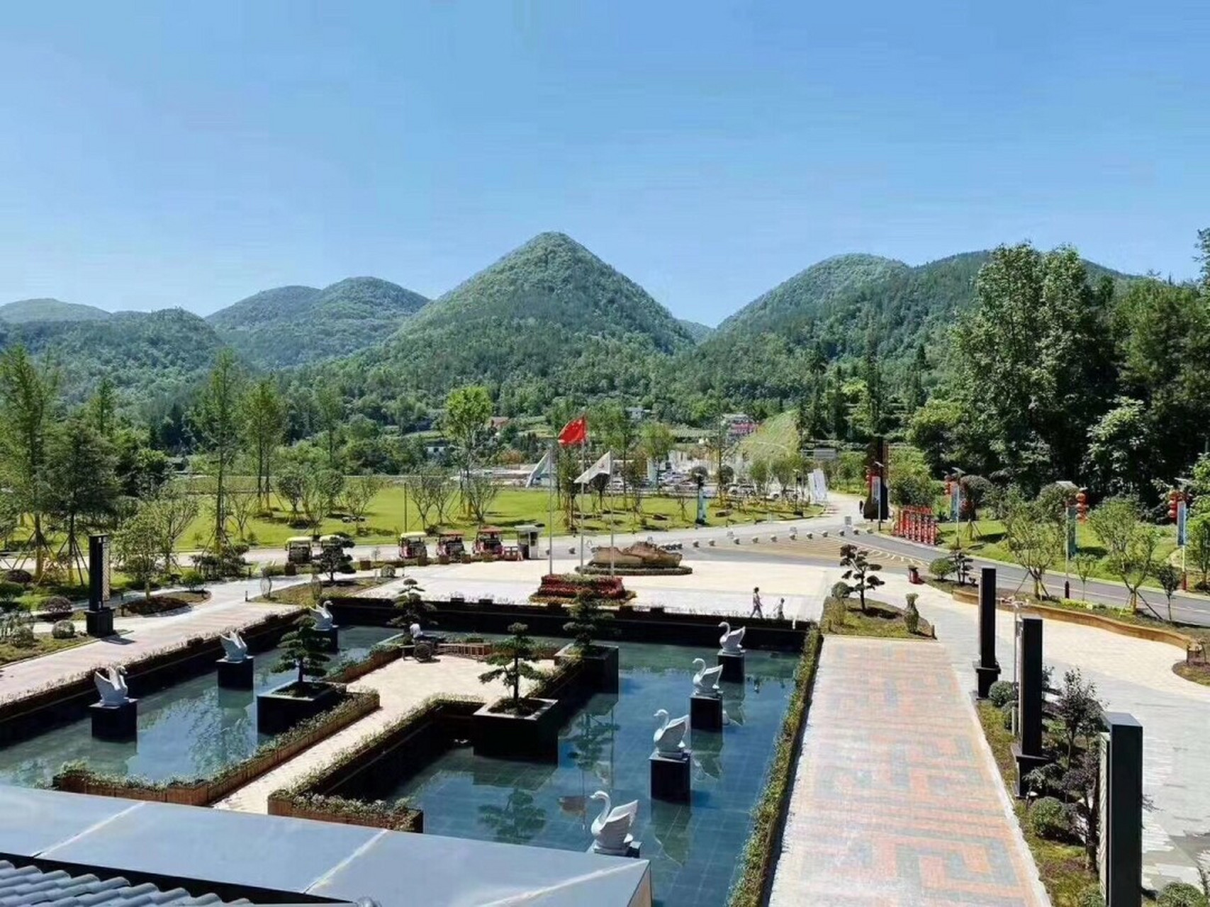 建始县花硒谷避暑康养度假小镇 避暑,养生:夏季平均气温22℃养生,神秘