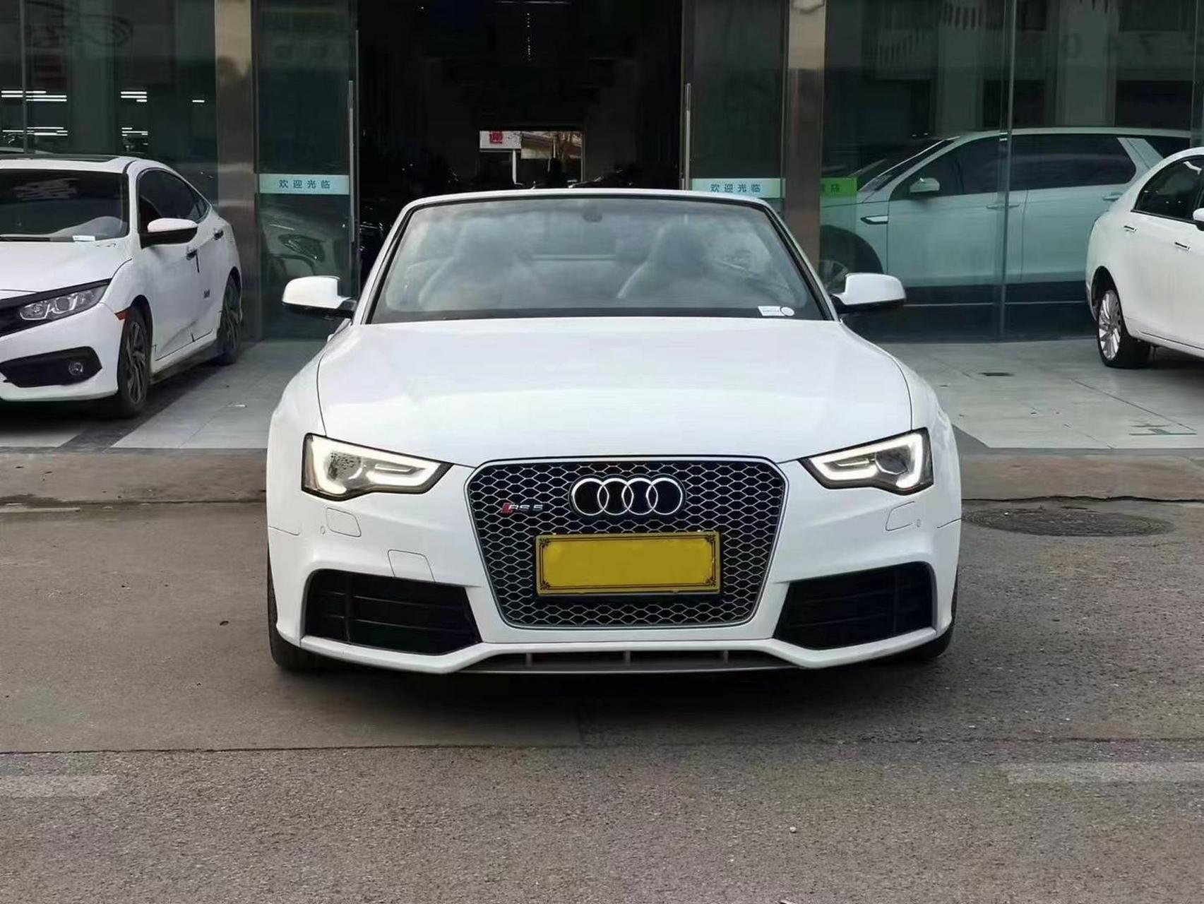 rs5敞篷版多少钱图片