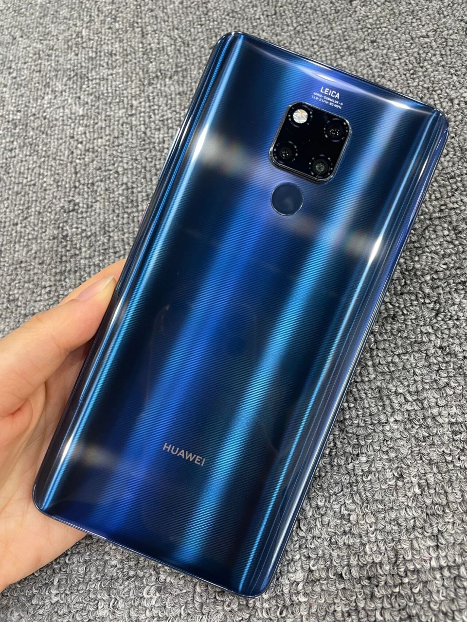 华为 mate x20 7.2英寸大屏手机 华为mate x20 8 128g 7.