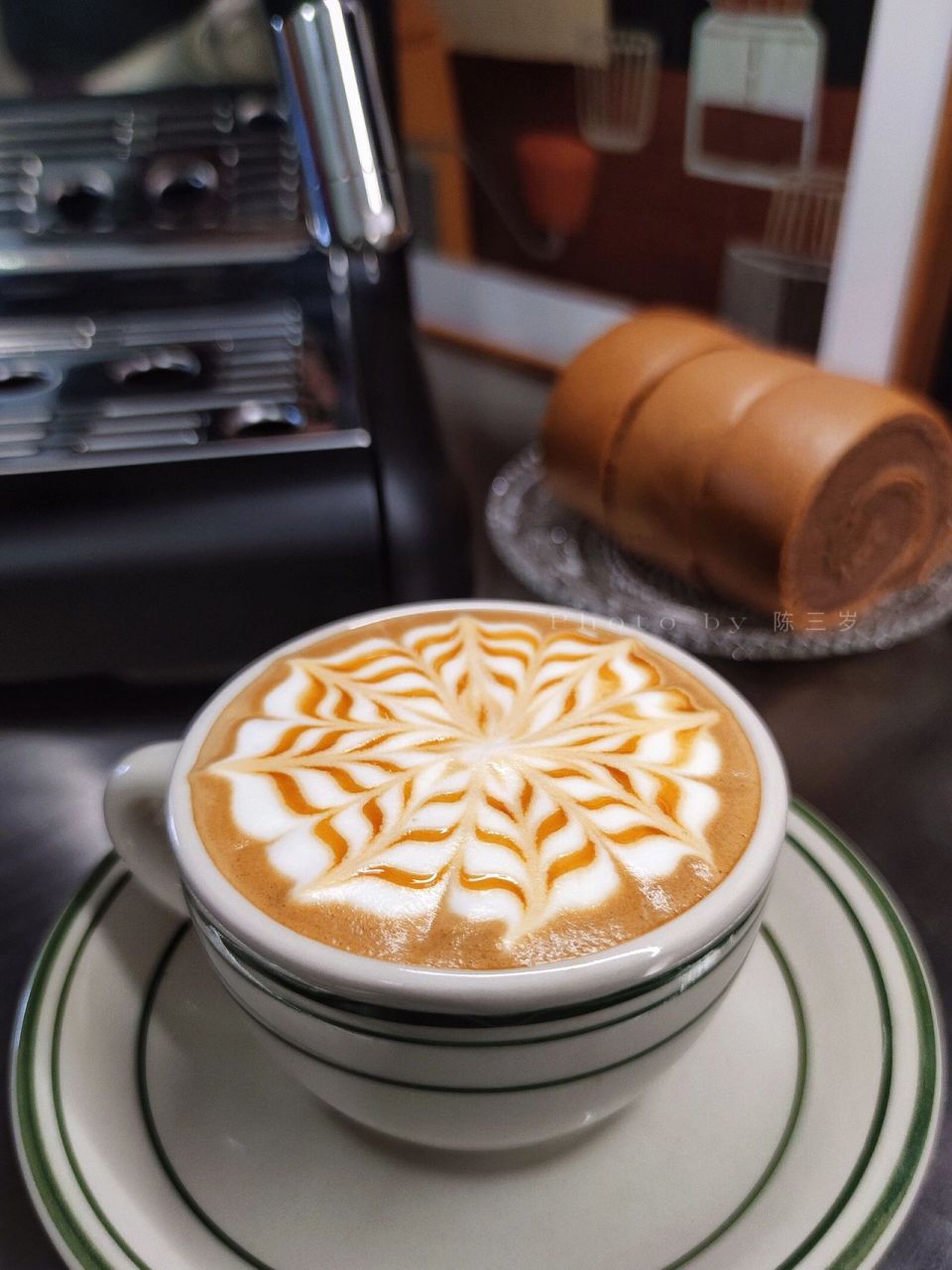 焦糖玛奇朵or焦糖拿铁?