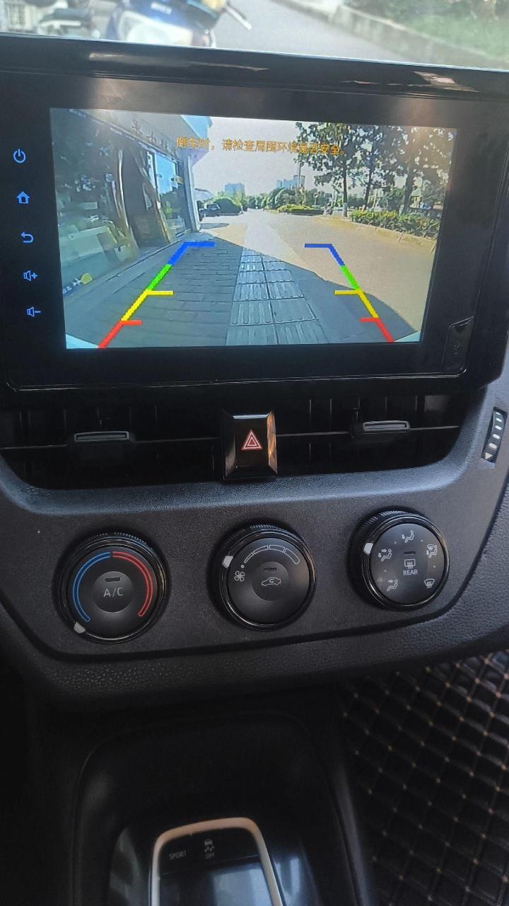 21款卡罗拉原车屏加装倒车影像