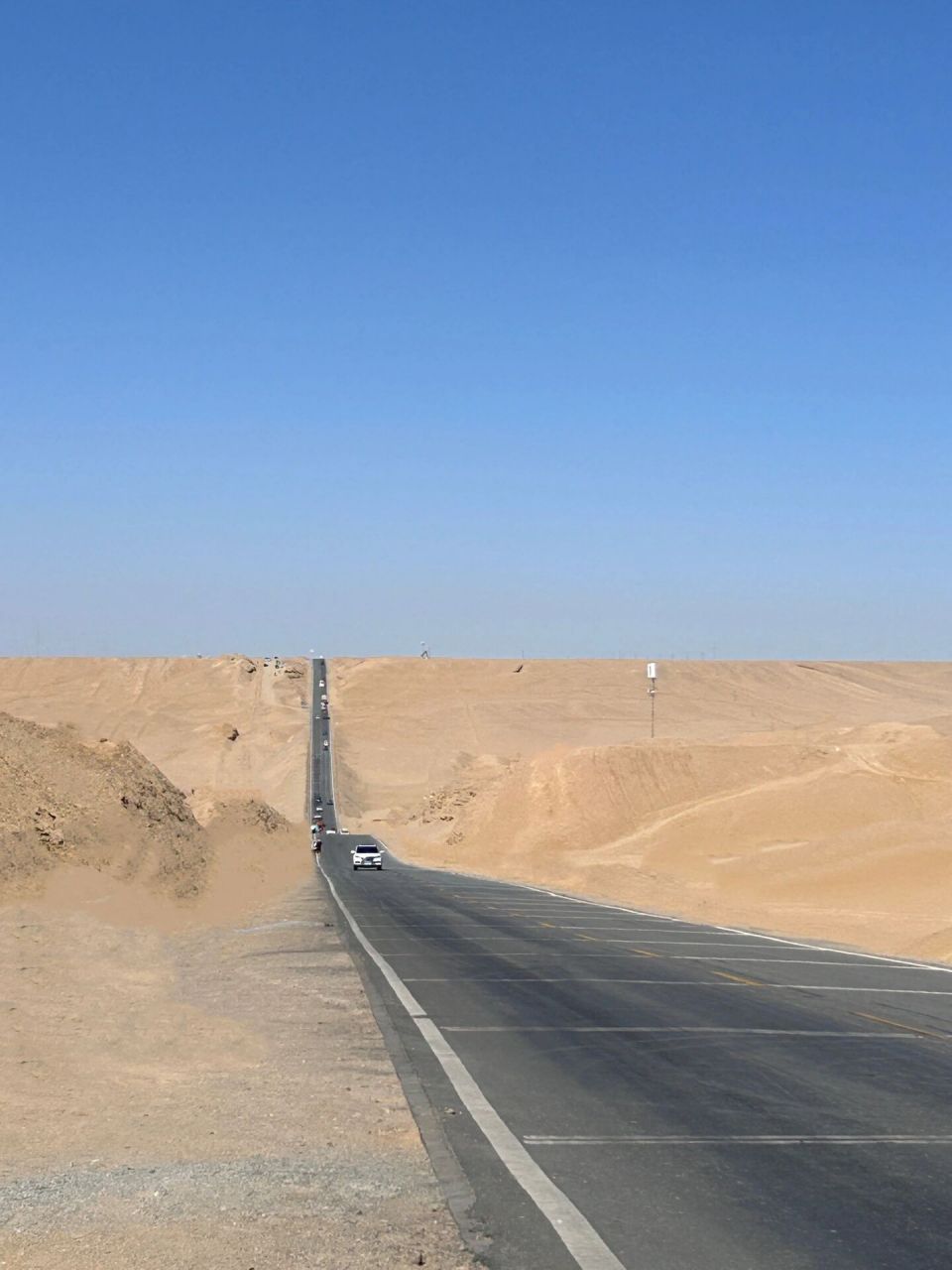 青甘环线朋友圈文案之u型公路 如果你向往自由,这里并非寸草不生