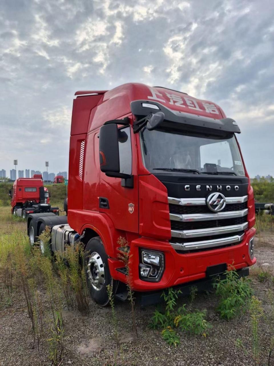 国六库存新车,红岩杰虎h6,460马力,手动挡带液缓,前二后三板簧,3.