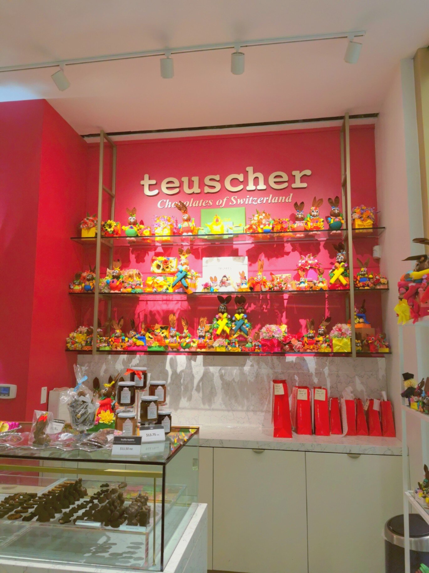 巧克力中的爱马仕teuscher原料居然是香槟王 今天超人给大家推荐一家