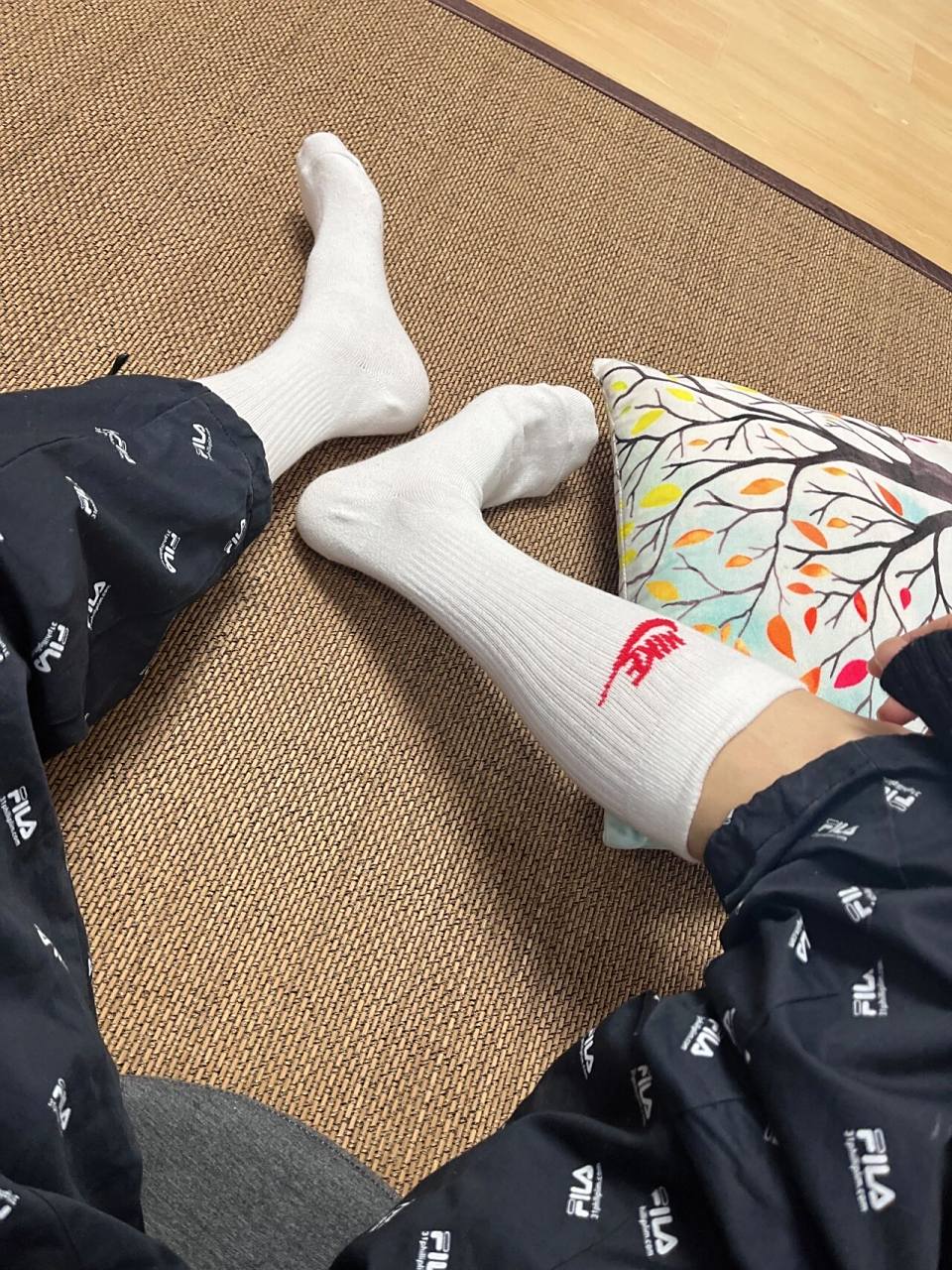 寸头男孩和他的长筒白袜 不想穿秋款的小伙伴怎么着也得准备几双长筒