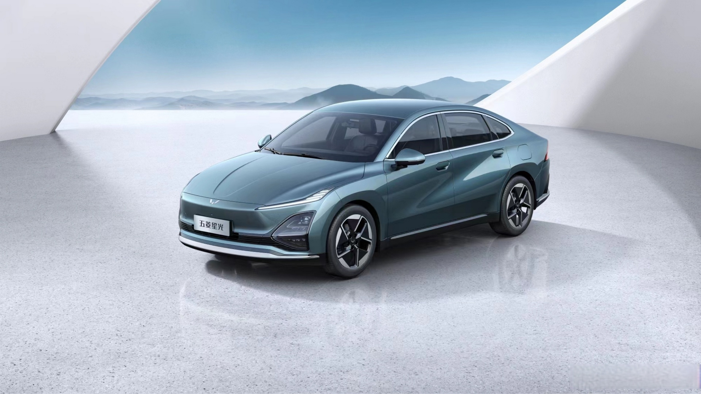 五菱首款轿车曝光#五菱星光