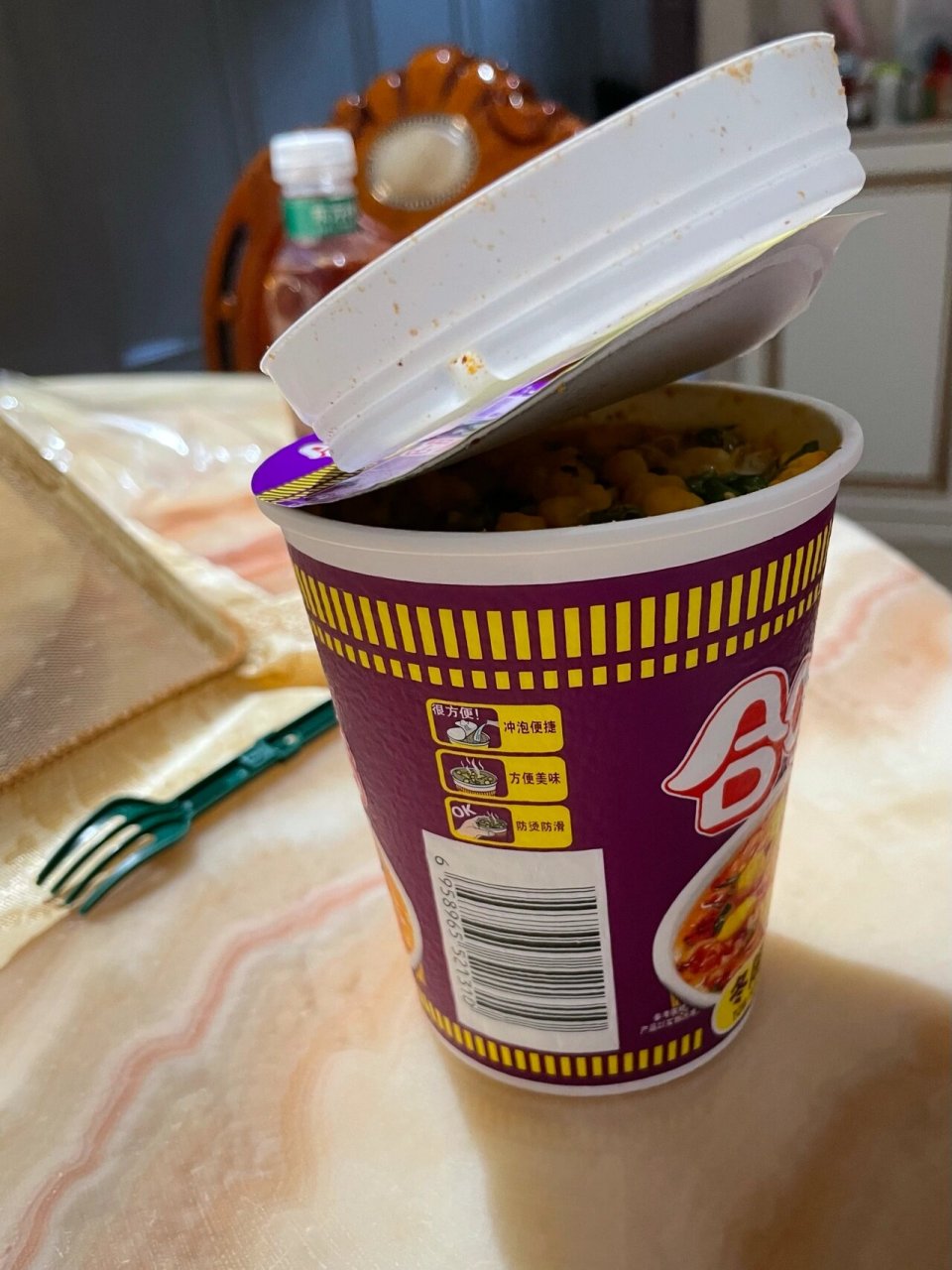 合味道里面的盖子到底有啥用 吃了这么久泡面 合味道我是真没吃明白