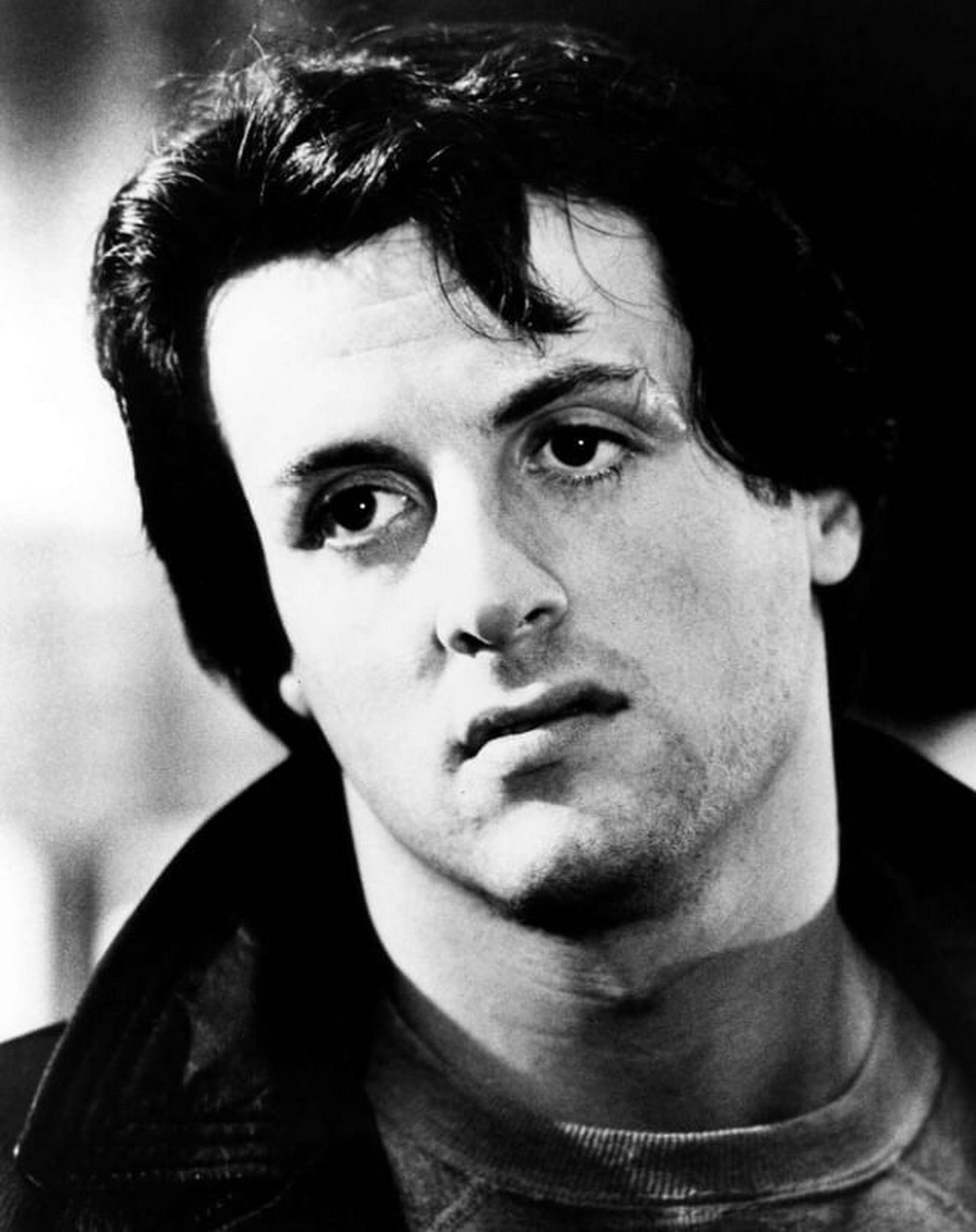 长相平凡,却成为了知名打星,好莱坞硬汉史泰龙. 第一滴血,初试锋芒.