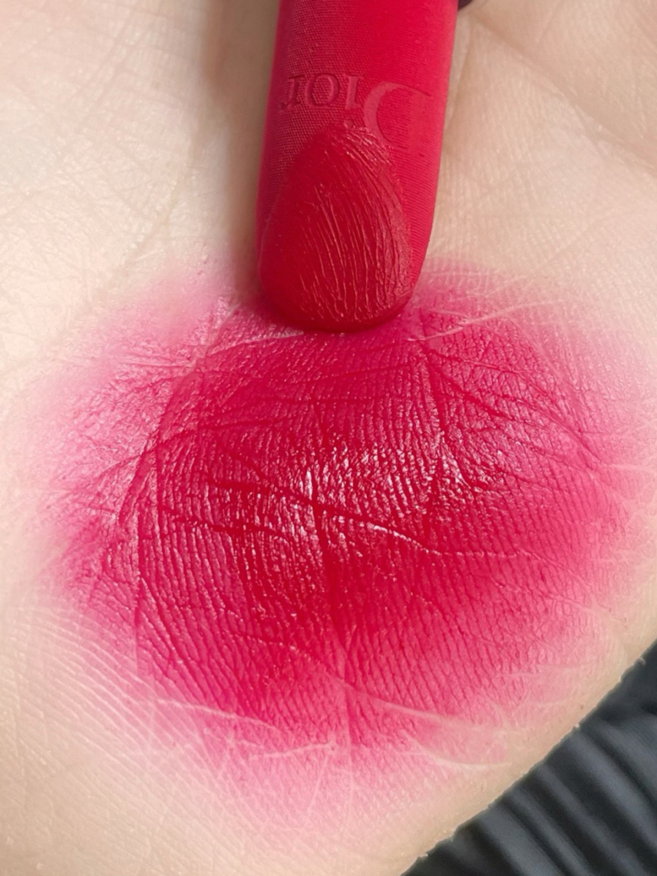 迪奥773冷调树莓红丝绒唇膏太太太戳我了!