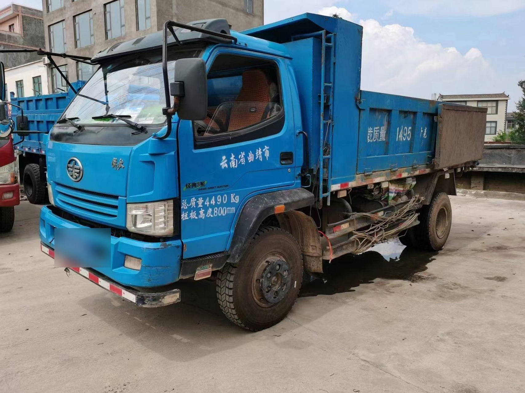 便宜卖了自卸车.