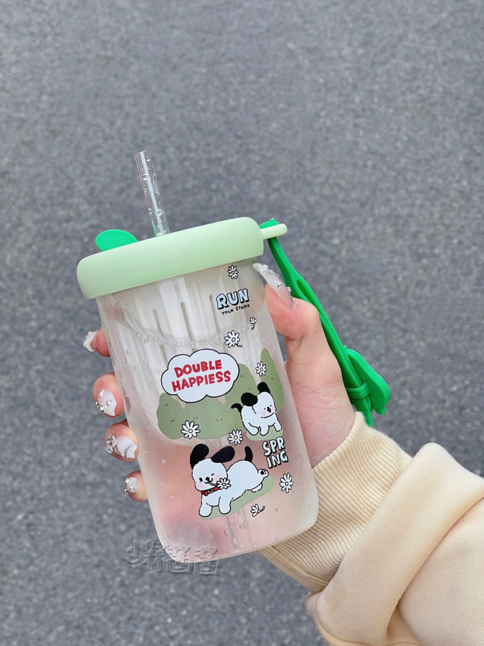 感谢原野趣滴邀请～ 夏天就是要用吸管杯杯嘞!