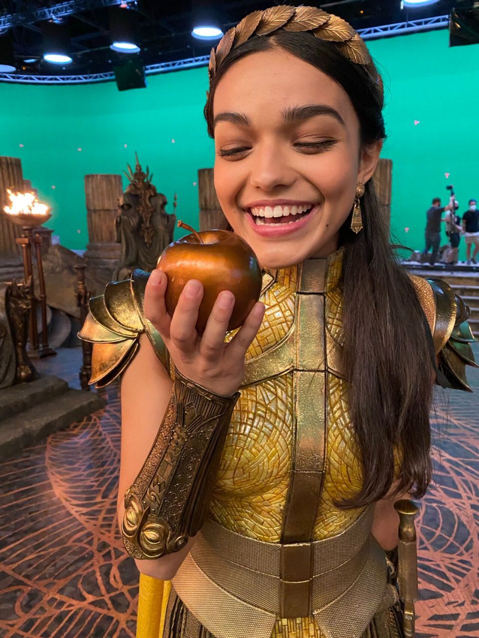 瑞秋·齐格勒回应《雷霆沙赞2》差评!! dc新片《雷霆沙赞!众神之怒》