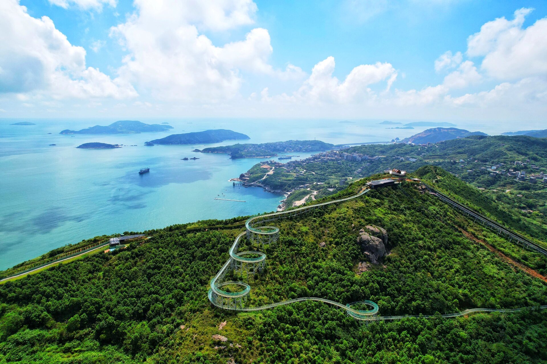 浙江温岭,一座三面临海的海滨城市!