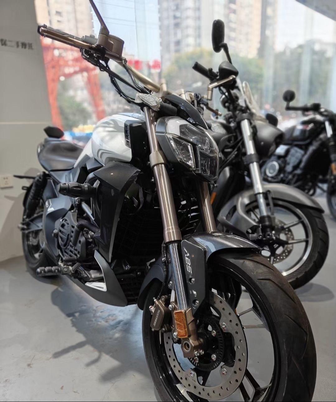 升仕  310v 21年出厂.全新车处理,未骑,未接电,手续齐全.全国可上户!