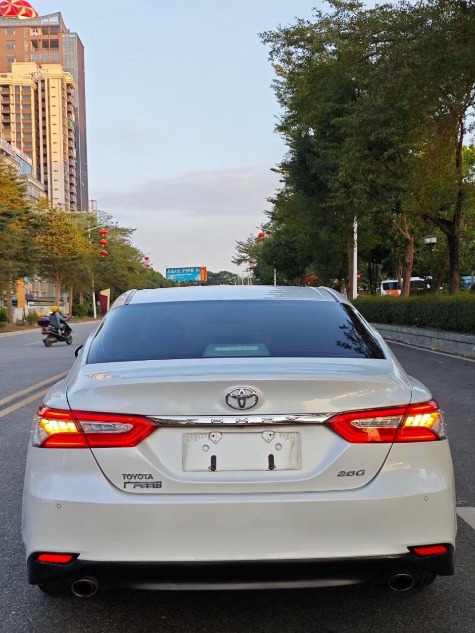 18年八代凯美瑞2.