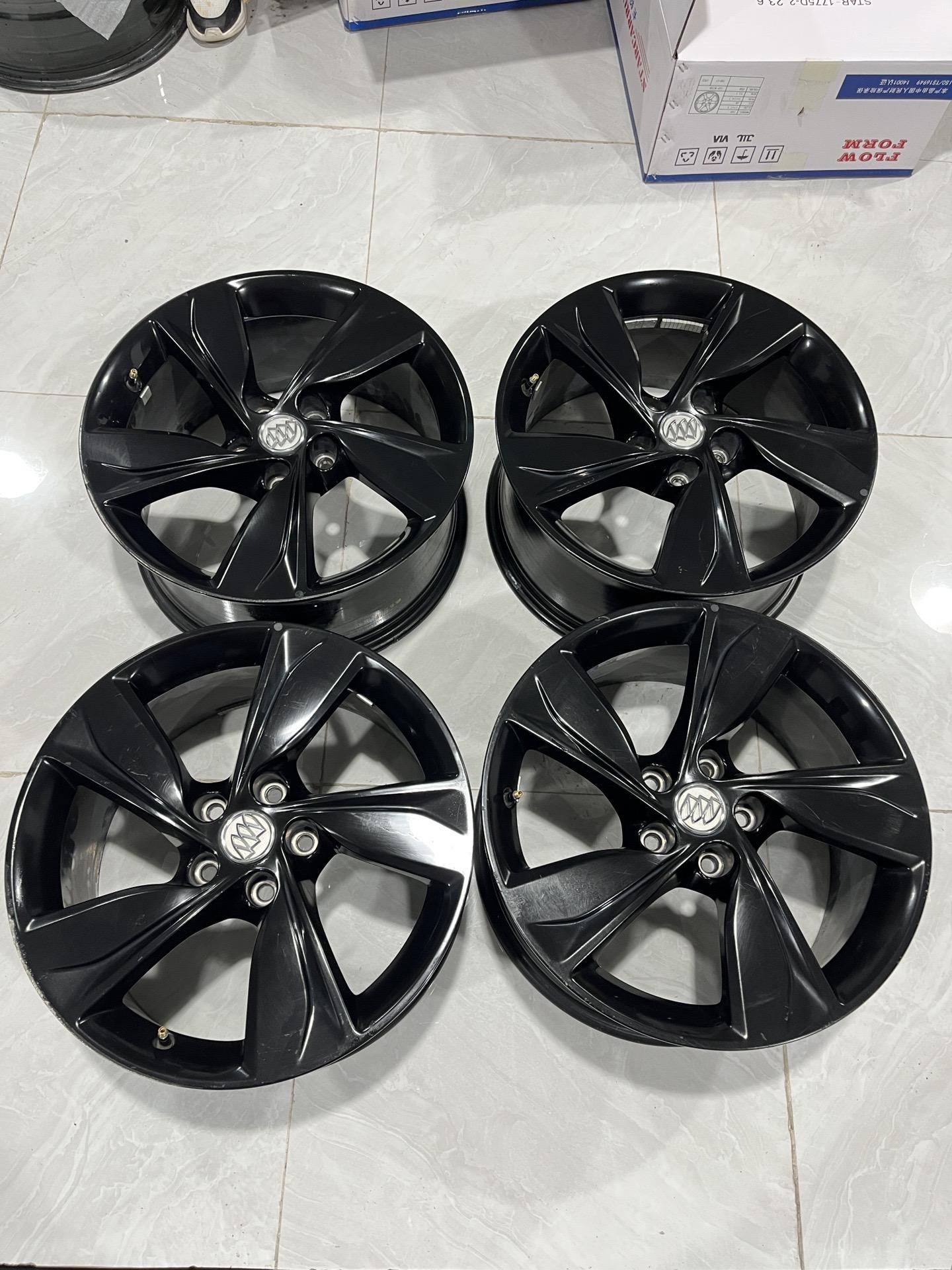 二手18寸别克君威原厂轮毂拆车5*115