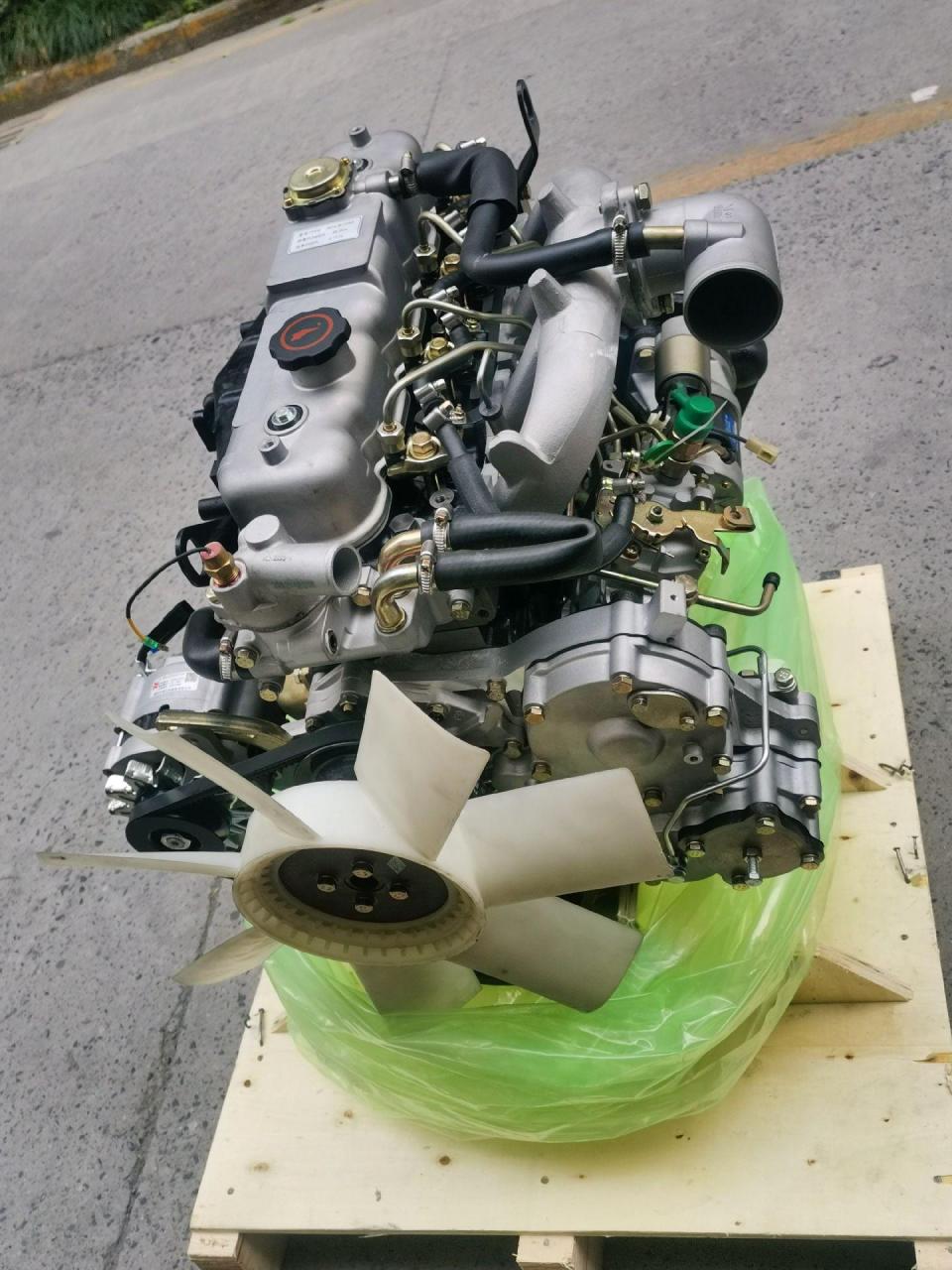 五十铃4jb1叉车发动机总成