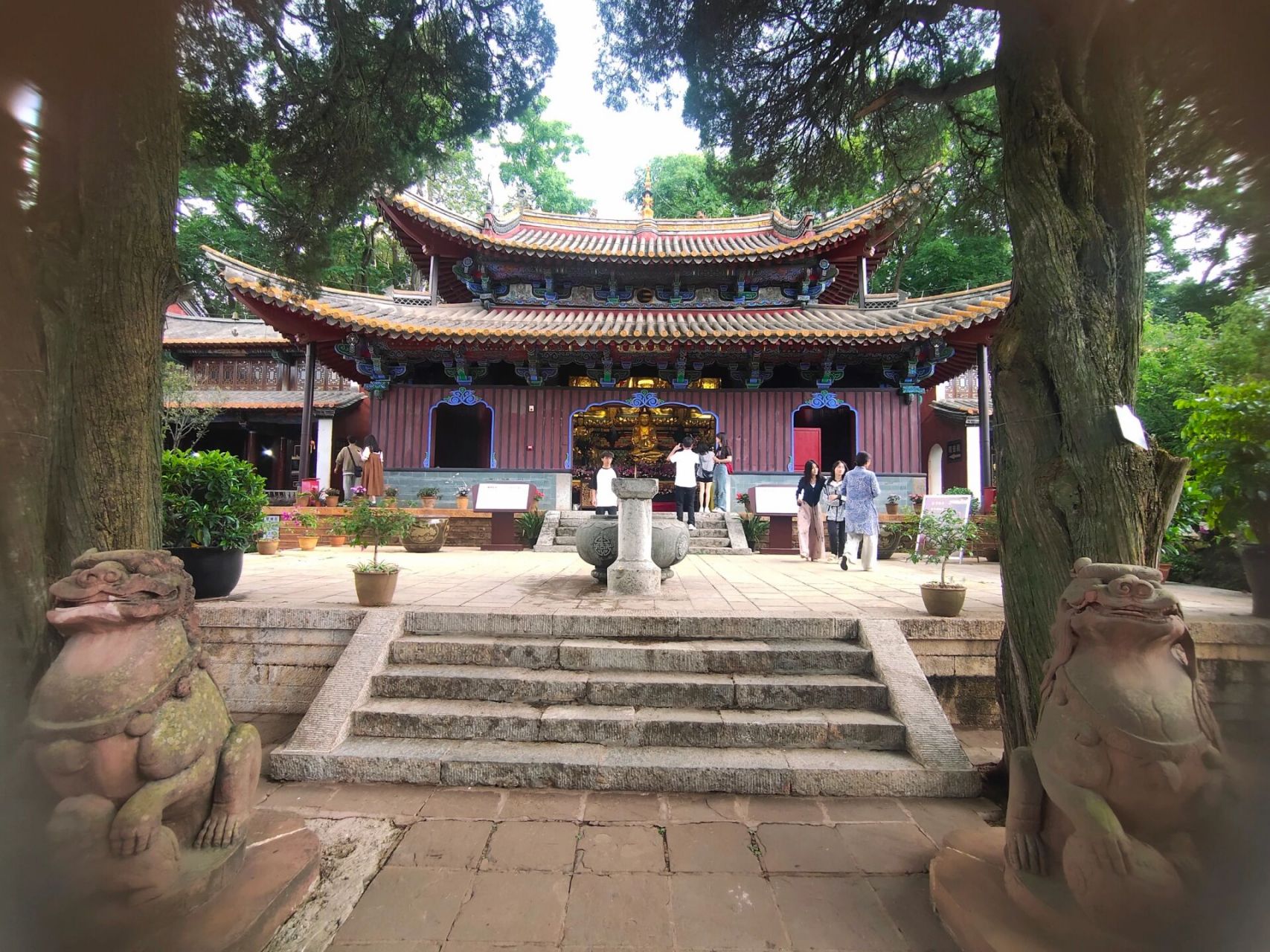 安宁曹溪寺,被忽略的遗迹 安宁的曹溪寺坐落在安宁温泉附近,如果周末