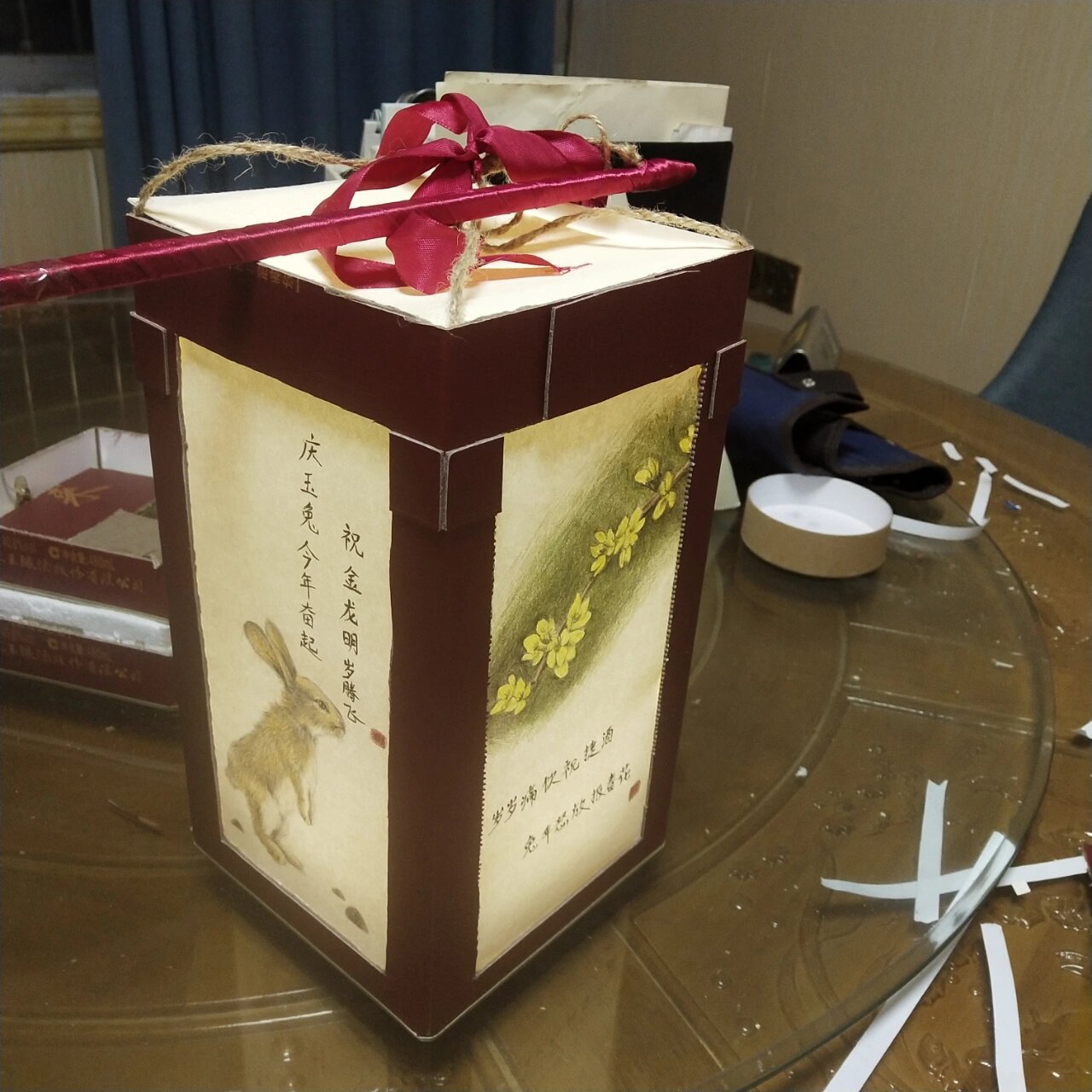 酒盒做灯笼 做了一个灯笼