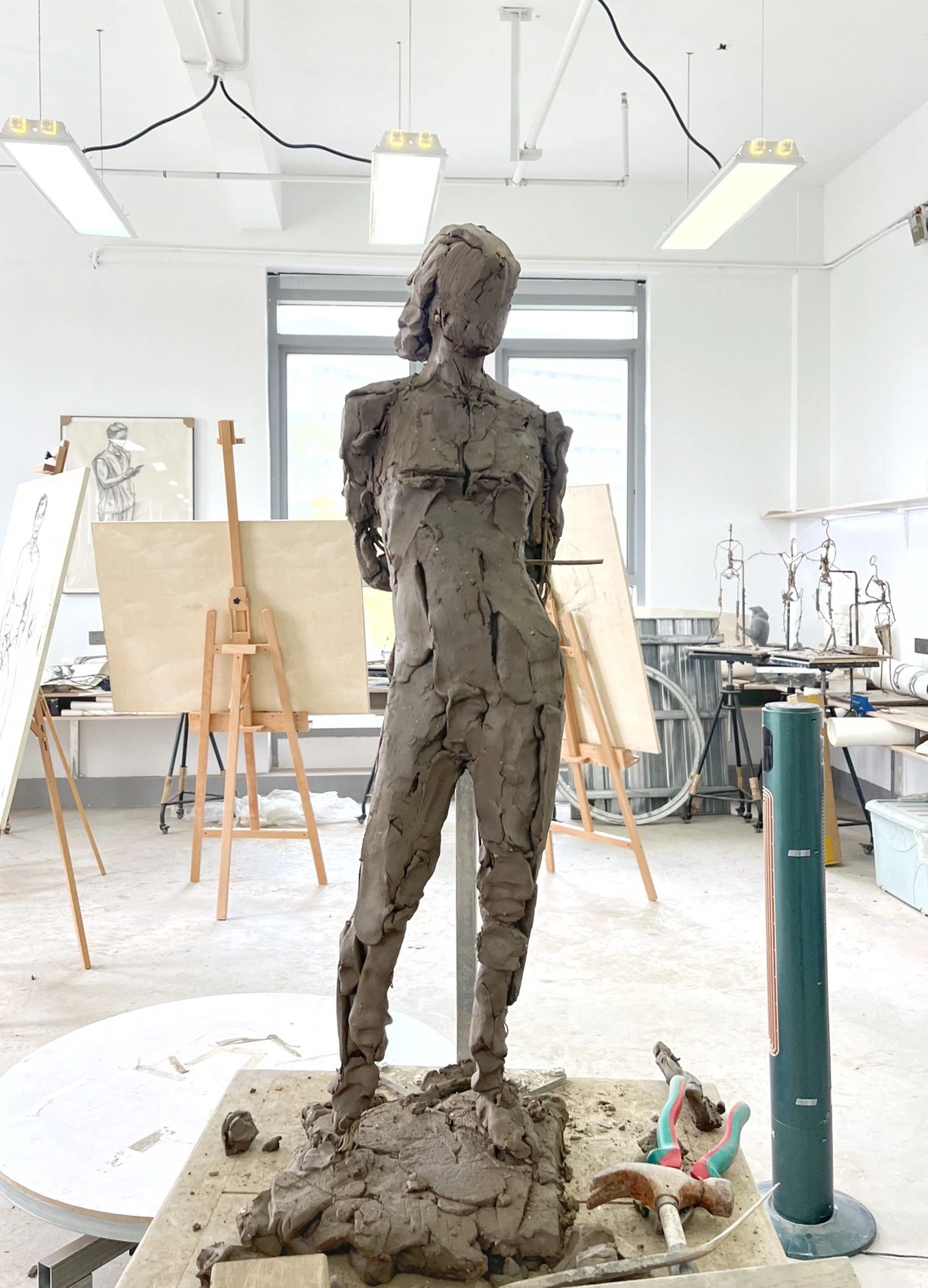 泥塑人物步骤解析(步骤介绍和步骤图