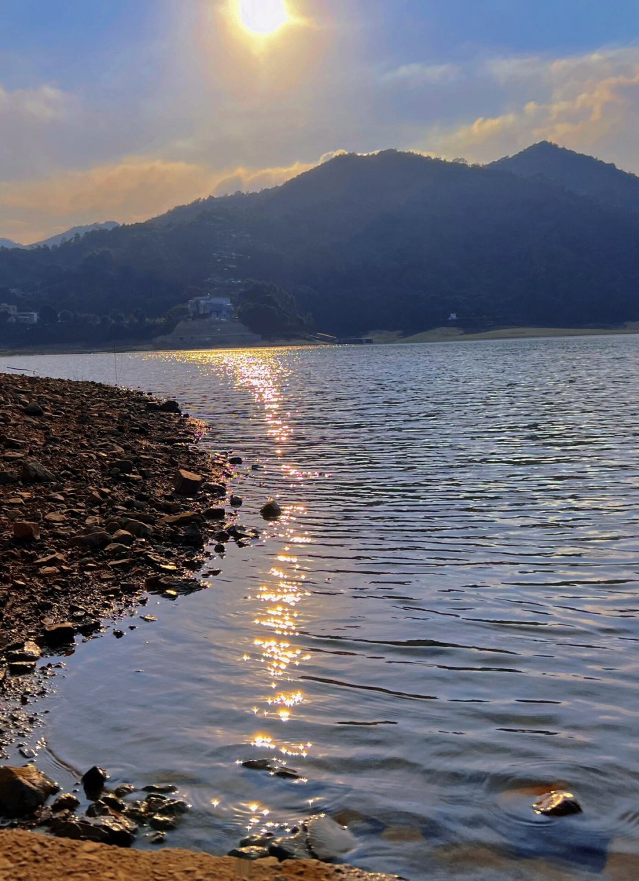 小沧海📍饶平汤溪水库～ 秋天适合到处走走,特别是往山里走, 即可