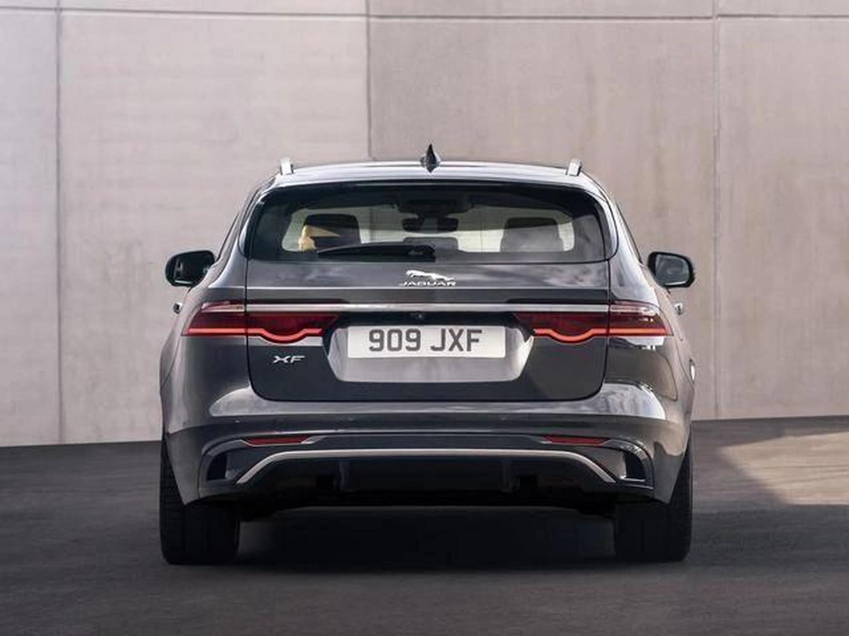 jaguar xf sportbrake应该可以说是旅行车里完美的存在,改款后就没